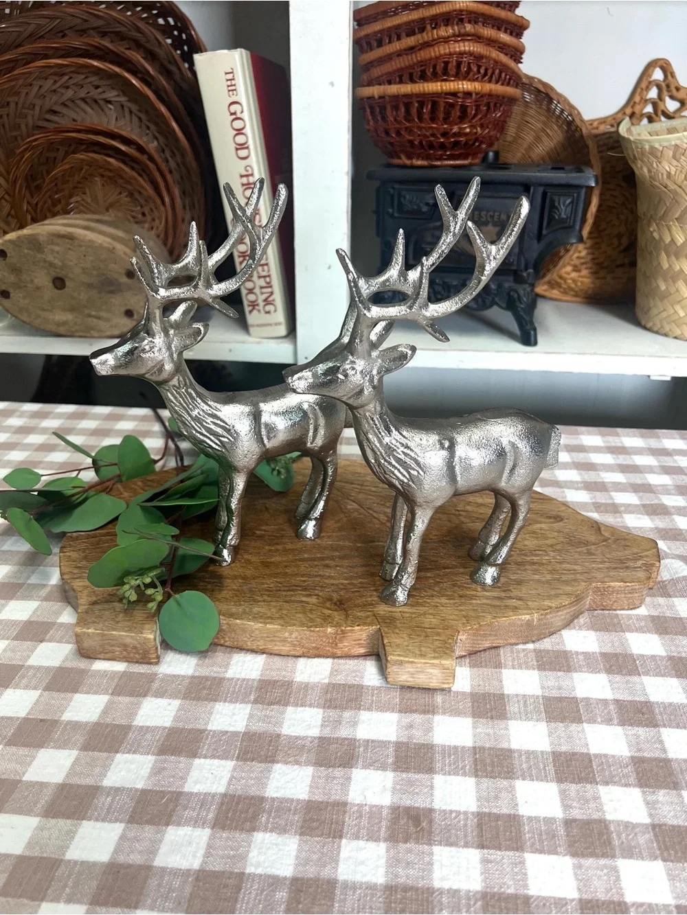 Metal deer silver tone buck decor